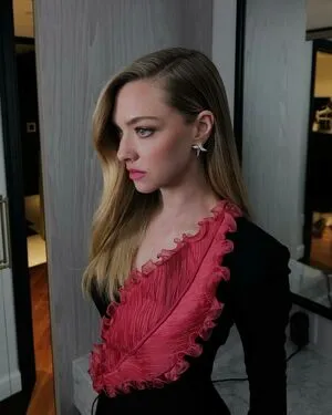 Amanda Seyfried OnlyFans Leaked Free Thumbnail Picture - #EdPf07sxZ0