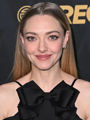 Amanda Seyfried OnlyFans Leaked Free Thumbnail Picture - #FWvIMLlAvV