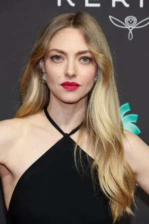 Amanda Seyfried OnlyFans Leaked Free Thumbnail Picture - #Jds5220rwL