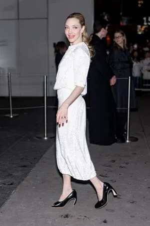 Amanda Seyfried OnlyFans Leaked Free Thumbnail Picture - #O6JaxKotHm