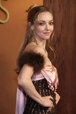 Amanda Seyfried OnlyFans Leaked Free Thumbnail Picture - #Pk7ZQ3BcwP