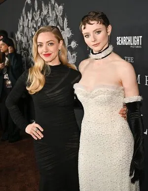 Amanda Seyfried OnlyFans Leaked Free Thumbnail Picture - #QRm0hDbTzw