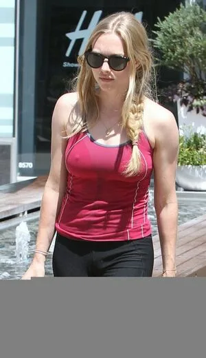 Amanda Seyfried OnlyFans Leaked Free Thumbnail Picture - #QssnCoSkQt