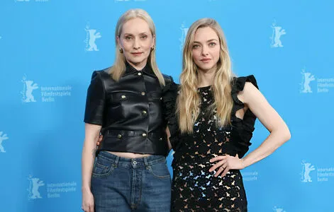 Amanda Seyfried OnlyFans Leaked Free Thumbnail Picture - #ShLlLY5Vas