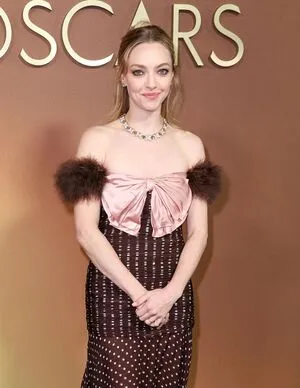 Amanda Seyfried OnlyFans Leaked Free Thumbnail Picture - #Tm24SdnGOG