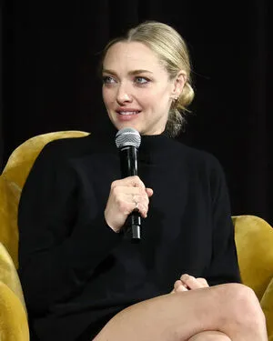 Amanda Seyfried OnlyFans Leaked Free Thumbnail Picture - #UnFGEHs8Ju