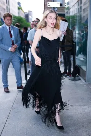 Amanda Seyfried OnlyFans Leaked Free Thumbnail Picture - #V0KoZoUVUC