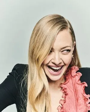 Amanda Seyfried OnlyFans Leaked Free Thumbnail Picture - #V6fo38B61L
