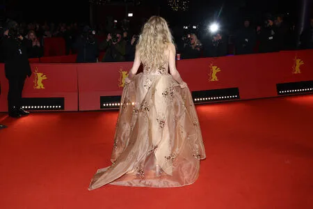 Amanda Seyfried OnlyFans Leaked Free Thumbnail Picture - #VG9ptGr5tv