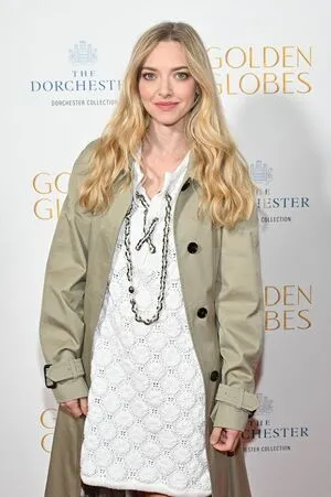 Amanda Seyfried OnlyFans Leaked Free Thumbnail Picture - #X4Z7urBKDm