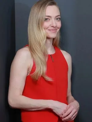 Amanda Seyfried OnlyFans Leaked Free Thumbnail Picture - #ZlmZPNuVR1