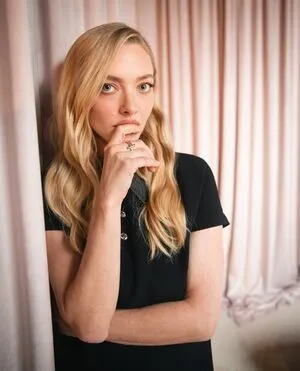Amanda Seyfried OnlyFans Leaked Free Thumbnail Picture - #b82TjM8Nn9