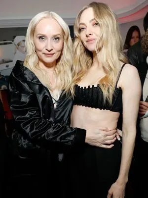 Amanda Seyfried OnlyFans Leaked Free Thumbnail Picture - #bGHzVfXgwc