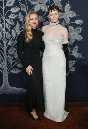 Amanda Seyfried OnlyFans Leaked Free Thumbnail Picture - #dcoaUSp8hY