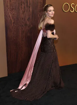 Amanda Seyfried OnlyFans Leaked Free Thumbnail Picture - #ffgy1MGZJZ
