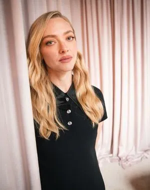 Amanda Seyfried OnlyFans Leaked Free Thumbnail Picture - #fry0KCSSwY