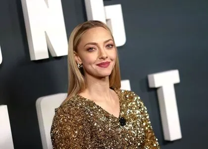 Amanda Seyfried OnlyFans Leaked Free Thumbnail Picture - #gidchOTrf2