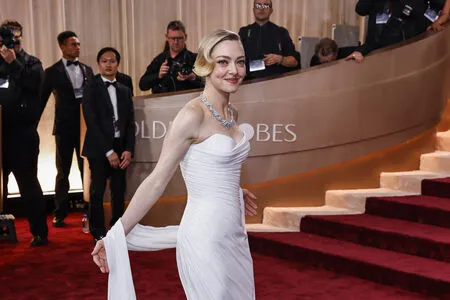 Amanda Seyfried OnlyFans Leaked Free Thumbnail Picture - #gzNKKbda2U