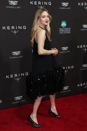 Amanda Seyfried OnlyFans Leaked Free Thumbnail Picture - #mrXyk0n0NP