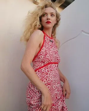 Amanda Seyfried OnlyFans Leaked Free Thumbnail Picture - #osahmE2aX8
