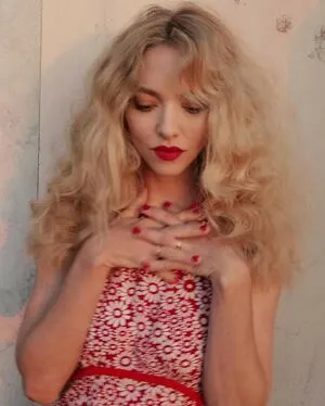 Amanda Seyfried OnlyFans Leaked Free Thumbnail Picture - #ouV7OzTLZ6