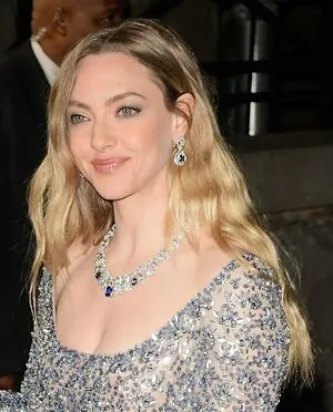 Amanda Seyfried OnlyFans Leaked Free Thumbnail Picture - #pDZZOmT6dv