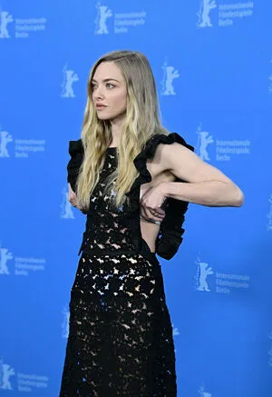 Amanda Seyfried OnlyFans Leaked Free Thumbnail Picture - #qAyFXfBUwQ