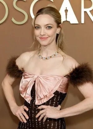 Amanda Seyfried OnlyFans Leaked Free Thumbnail Picture - #rniVn1YpnA