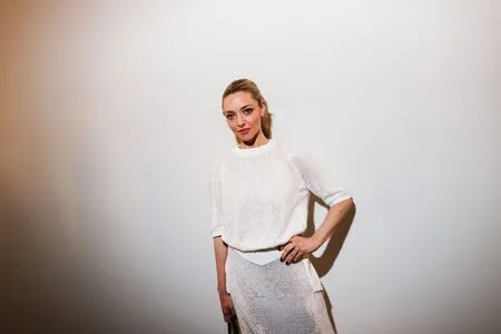 Amanda Seyfried OnlyFans Leaked Free Thumbnail Picture - #sugq5O1sYr