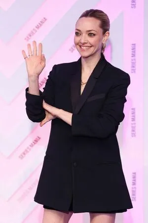 Amanda Seyfried OnlyFans Leaked Free Thumbnail Picture - #tR6d69uOi9