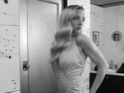 Amanda Seyfried OnlyFans Leaked Free Thumbnail Picture - #xjJj6HNWih
