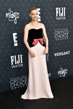 Amanda Seyfried OnlyFans Leaked Free Thumbnail Picture - #y91pyeZsVo