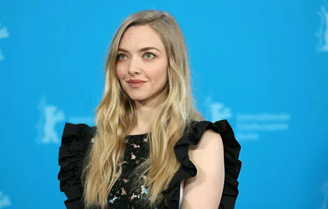 Amanda Seyfried OnlyFans Leaked Free Thumbnail Picture - #yuKwbtdOiu