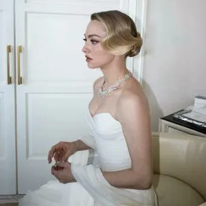 Amanda Seyfried OnlyFans Leaked Free Thumbnail Picture - #zZ0xMcbibj