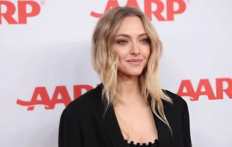 Amanda Seyfried OnlyFans Leaked Free Thumbnail Picture - #ze3XlbkUwU