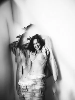 Amanda Shires OnlyFans Leaked Free Thumbnail Picture - #ch2V3F90op