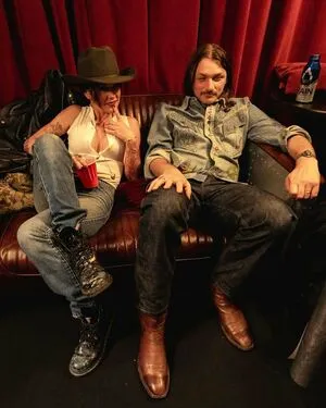 Amanda Shires OnlyFans Leaked Free Thumbnail Picture - #sVBuvMvYwu