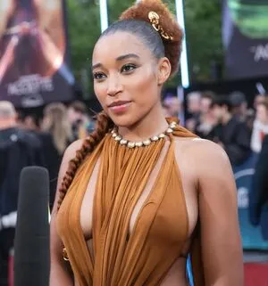 Amandla Stenberg OnlyFans Leaked Free Thumbnail Picture - #HOZ2N6cWK3