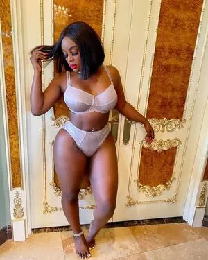 Amara La Negra OnlyFans Leaked Free Thumbnail Picture - #nJviyH3dw2