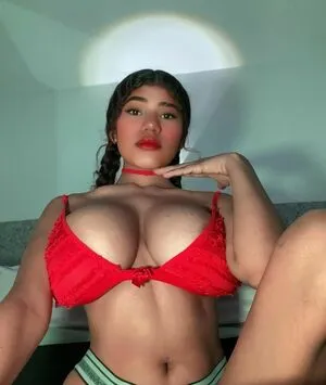 Amara Skye OnlyFans Leaked Free Thumbnail Picture - #CelykTip2r