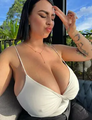 Amaretto Hammer OnlyFans Leaked Free Thumbnail Picture - #GIe2nqd78t