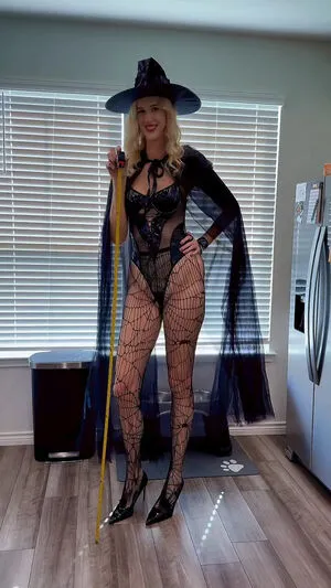 Amazon Allie OnlyFans Leaked Free Thumbnail Picture - #6TUUpK2C4f