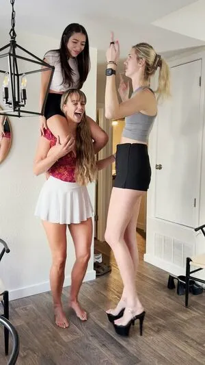 Amazon Allie OnlyFans Leaked Free Thumbnail Picture - #8ArmZ6H6R0