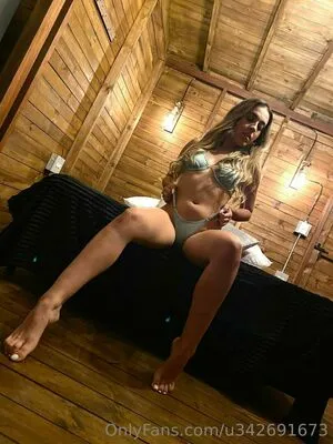 Ambar Collins OnlyFans Leaked Free Thumbnail Picture - #uVnwxMknhe