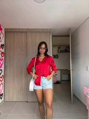 Ambarxreyes OnlyFans Leaked Free Thumbnail Picture - #2BROWUx8r5