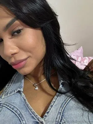 Ambarxreyes OnlyFans Leaked Free Thumbnail Picture - #ISiCc8IOqN