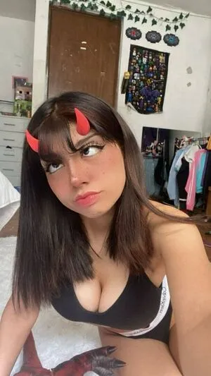 Amber C5x OnlyFans Leaked Free Thumbnail Picture - #Bp3CF46KbB