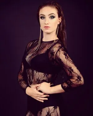 Amber Doig OnlyFans Leaked Free Thumbnail Picture - #1z1vMyqfgs