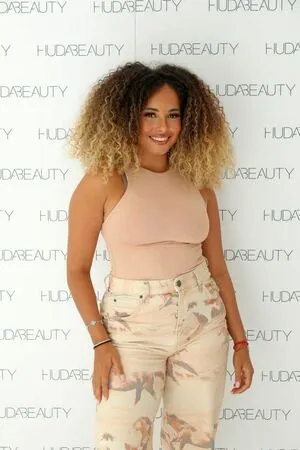 Amber Gill OnlyFans Leaked Free Thumbnail Picture - #2oY1trE8yo