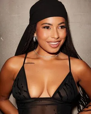 Amber Gill OnlyFans Leaked Free Thumbnail Picture - #sTT5tTnOfc